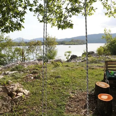 Lake House 'Vilin Konak' Никшич Экстерьер фото