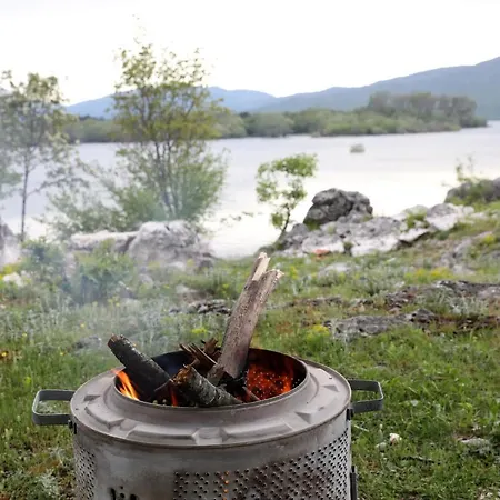 Lake House 'Vilin Konak' Никшич Экстерьер фото